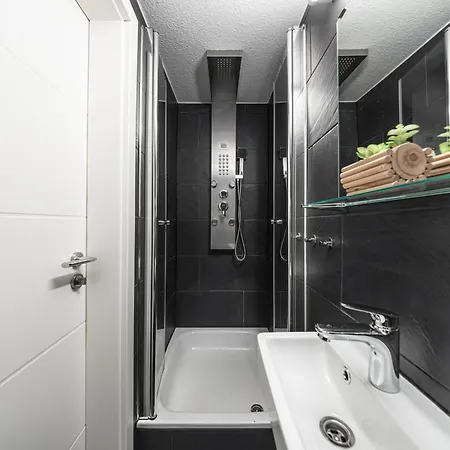 4g Lv 6-zimmer-apartment Hbf Apartment Halle (Saale)