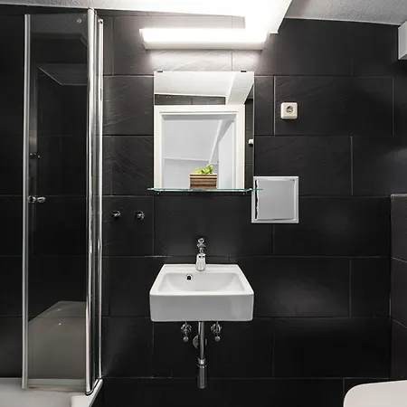 4g Lv 6-zimmer-apartment Hbf Apartment