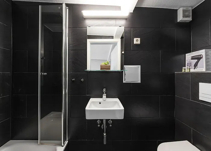 4g Lv 6-zimmer-apartment Hbf Διαμέρισμα